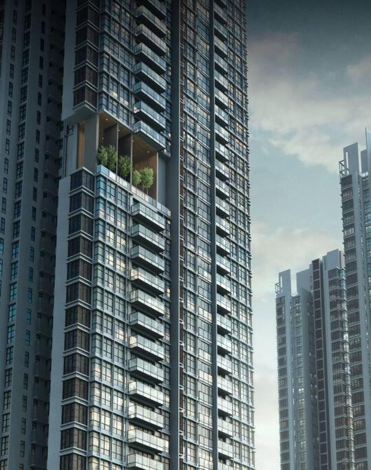 Pangsapuri Ultra Luxury In Center Astoria Kuala Lumpur